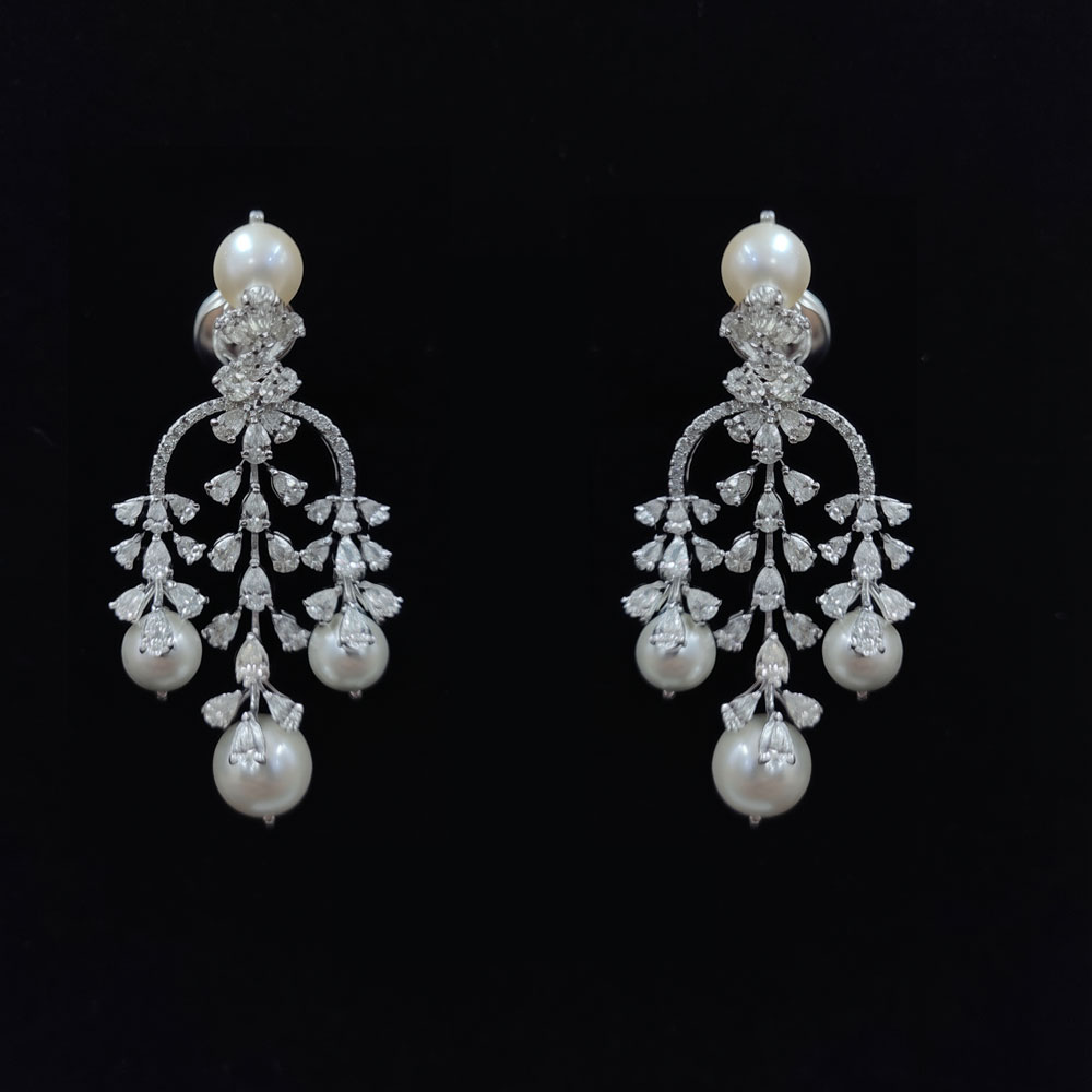 Danglers – 18K White Gold | Gharenu GH049NESUDM-233E Danglers – 18K White Gold | Gharenu GH049NESUDM-233E