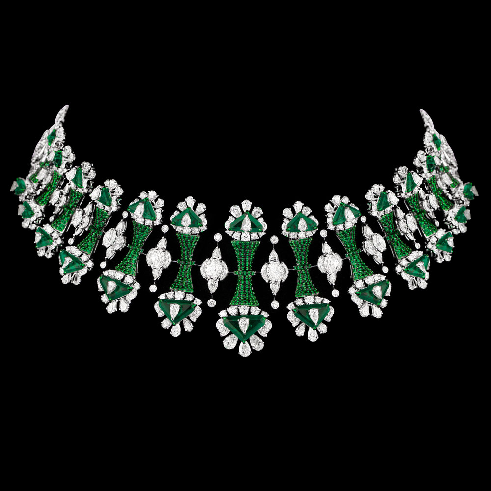 Gemstone Necklaces – 18K White Gold | Gharenu GH078NCKSPJNK-0121(E)