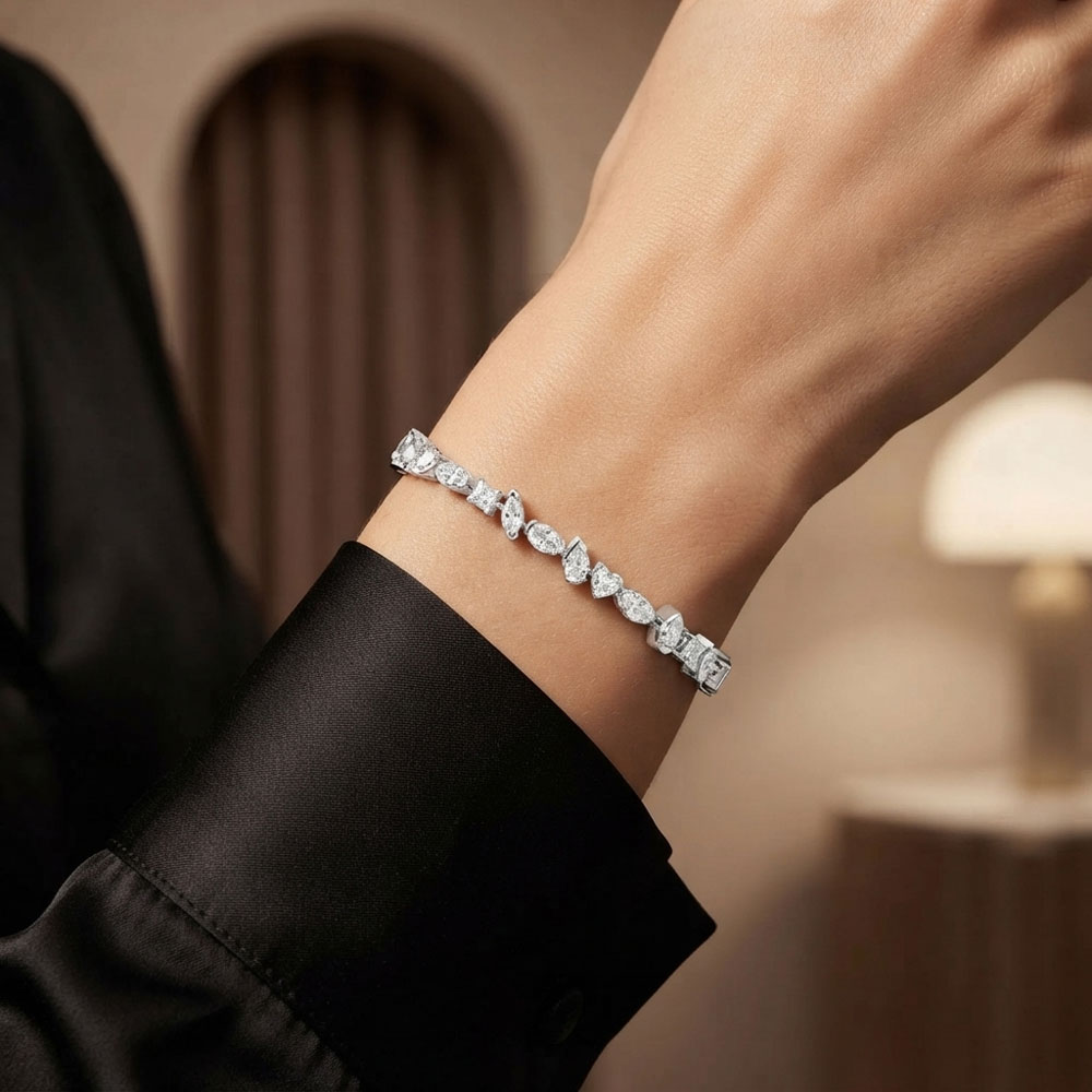Pointer Bracelets – 14K White Gold | Gharenu GH004WBRNDP11270 Pointer Bracelets – 14K White Gold | Gharenu GH004WBRNDP11270