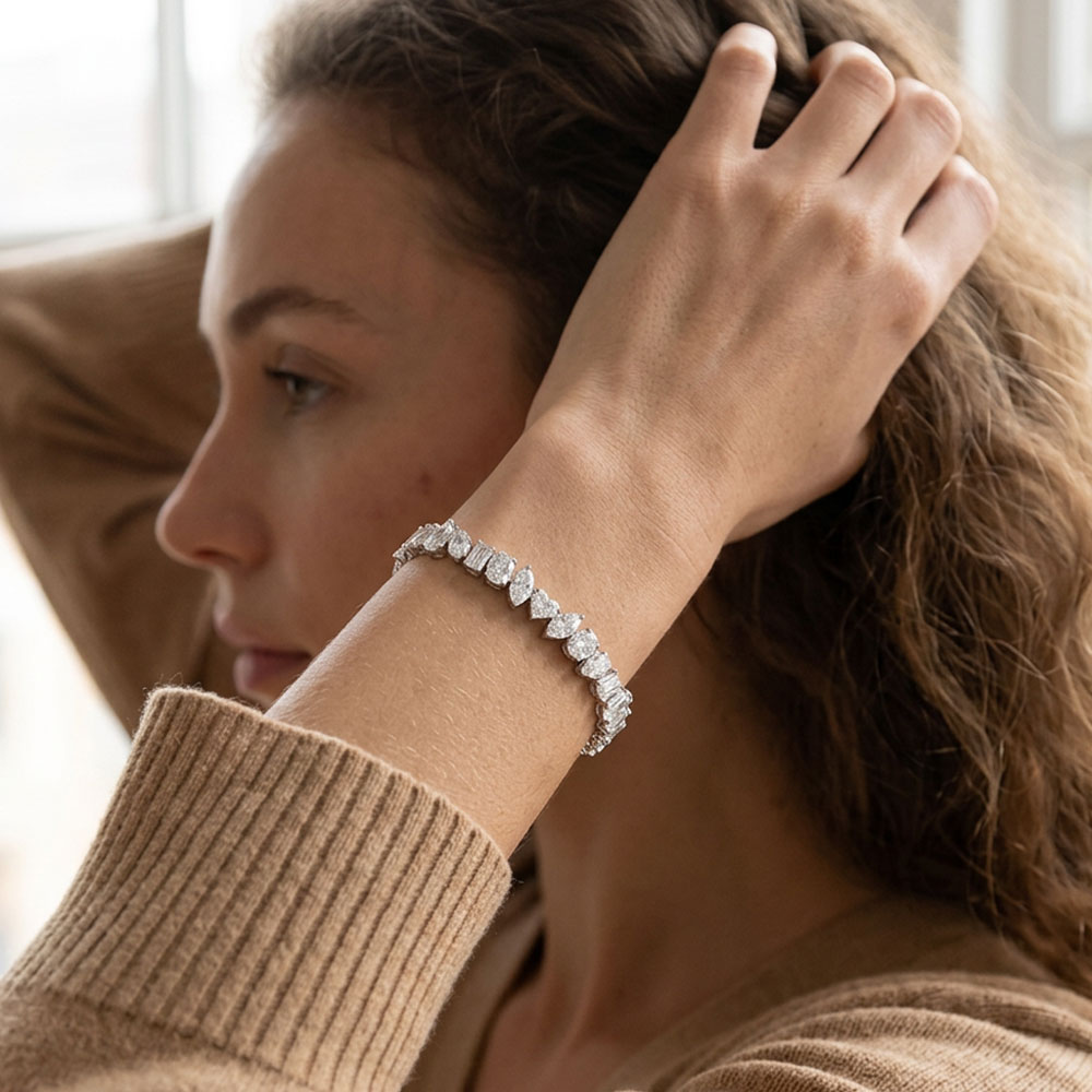 Pointer Bracelets – 14K White Gold | Gharenu GH004WBRNDP11277 Pointer Bracelets – 14K White Gold | Gharenu GH004WBRNDP11277
